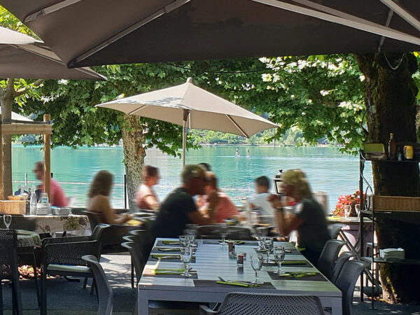 Terrasse Restaurant Le Beau Rivage - Aiguebelette Le Lac