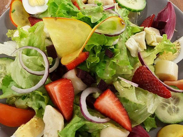 Salade Restaurant Le Beau Rivage - Aiguebelette Le Lac